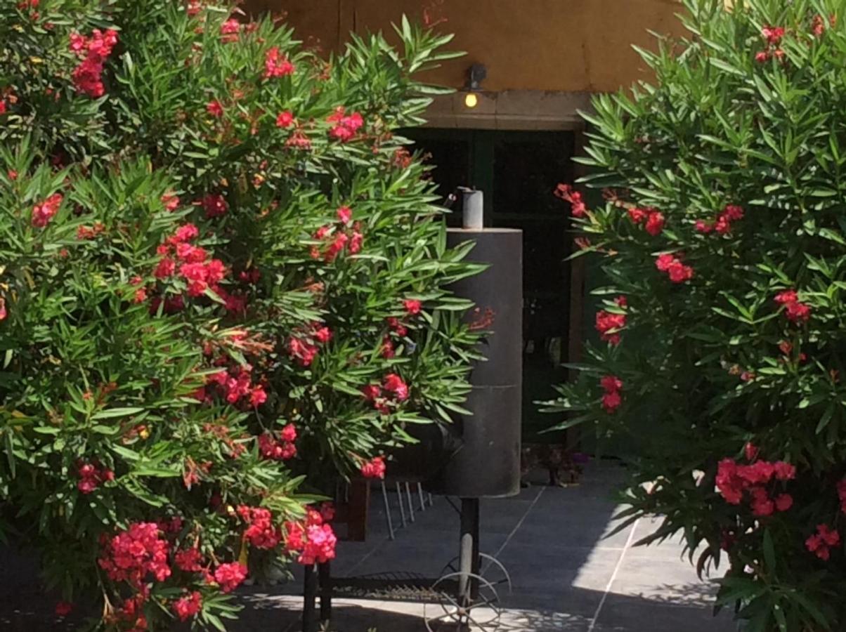 Bed and Breakfast La Bergerie De Castellan Verquieres Экстерьер фото